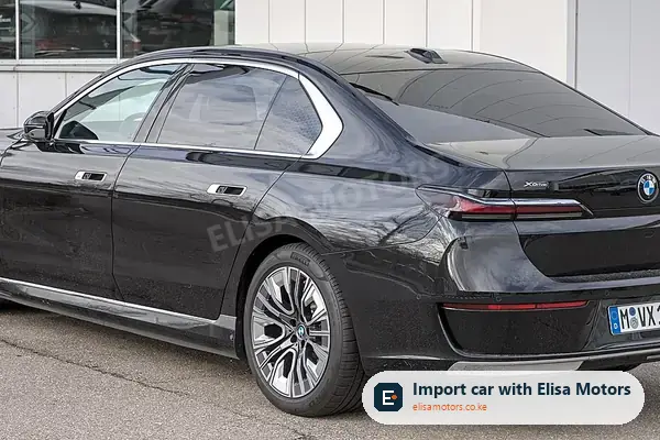 BMW i7 sedan for sale in Kenya, import from UK and Japan, photo 2