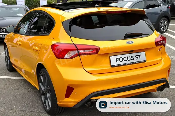 Ford Focus hatchback for sale in Kenya, import from UK, photo 3